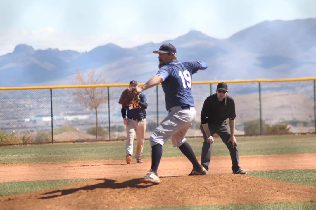 Ron Andante pitching in Las Vegas 2022